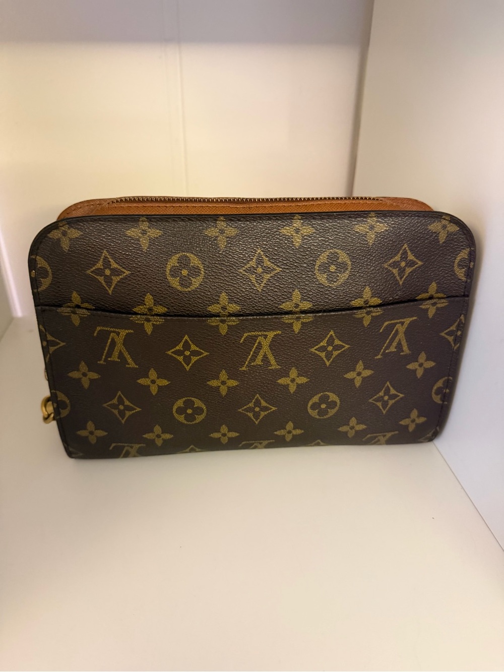 Louis Vuitton Monogram Pochette Accessoires Wristlet

Description: - Picture 8 of 11